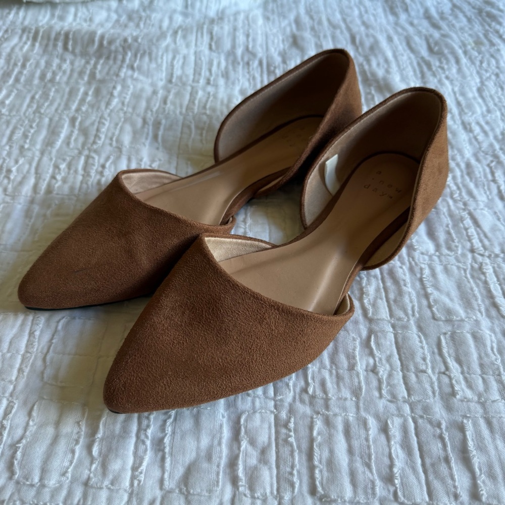 a new day Brown Flats Pointed-Toe